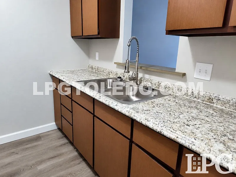 1 bed, 1.0 bath, 652 sqft, $689 — Photo 4