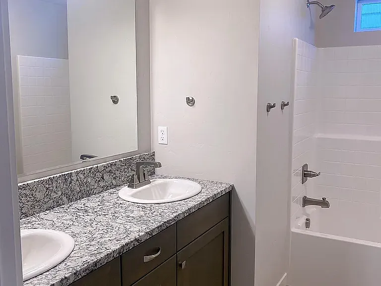 5353 S Redeken Pl — Photo 14