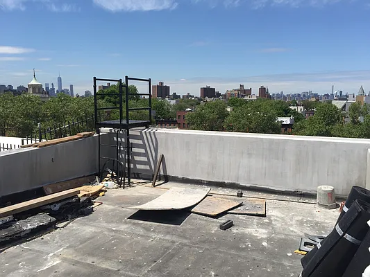 Rented by P Management | media 12