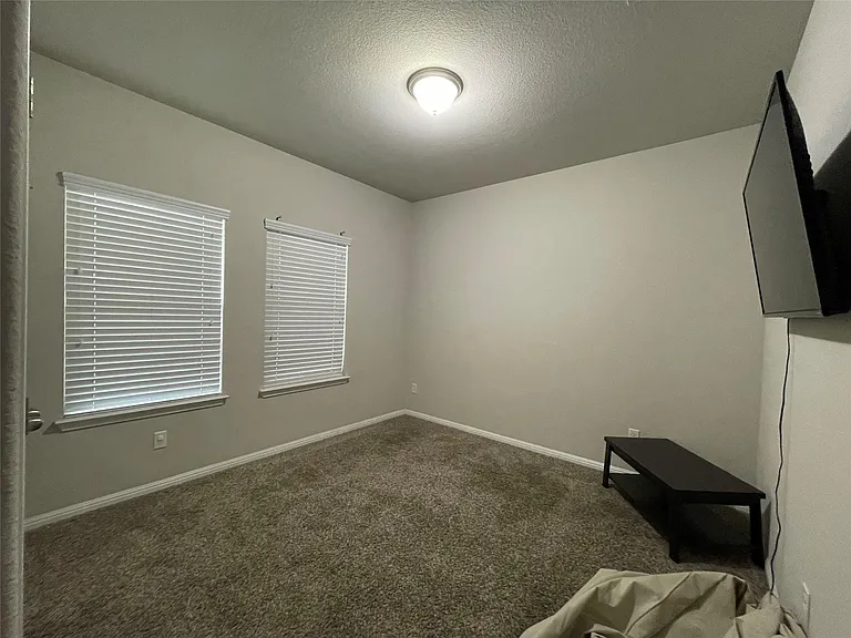 2304 S Lakeline Blvd #243 — Photo 10