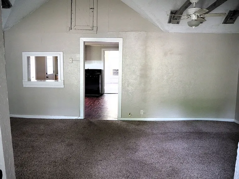 1225 Norman St — Photo 9