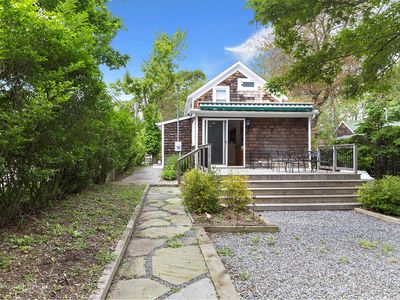 147 Hampton St, Sag Harbor, NY, 11963