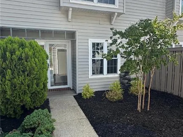 5012 Glenwood Way, Virginia Beach, VA 23456