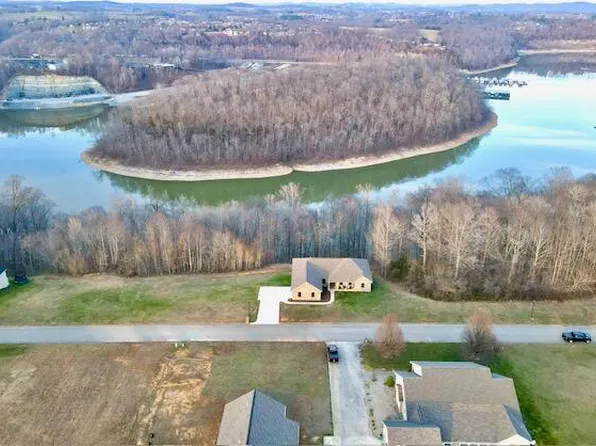 670 Knoll Ln, Nancy, KY 42544