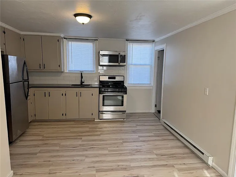33 Saint Elizabeth St #2 — Photo 7