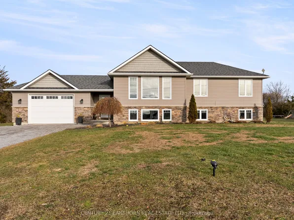 20846 Loyalist Pkwy, Prince Edward County, ON K0K 1L0