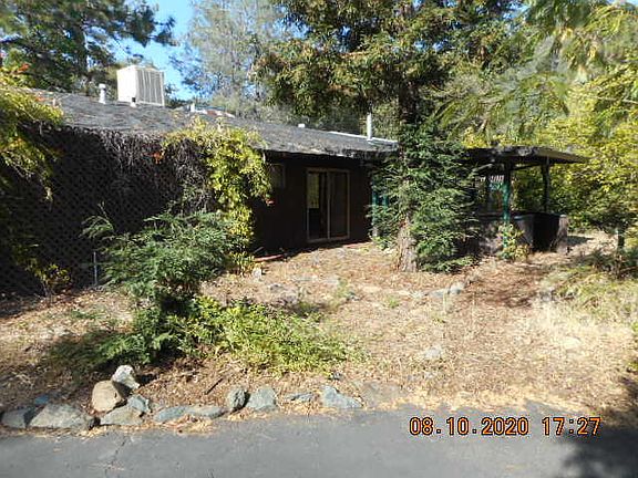 2nd image of 14172 Lake Blvd