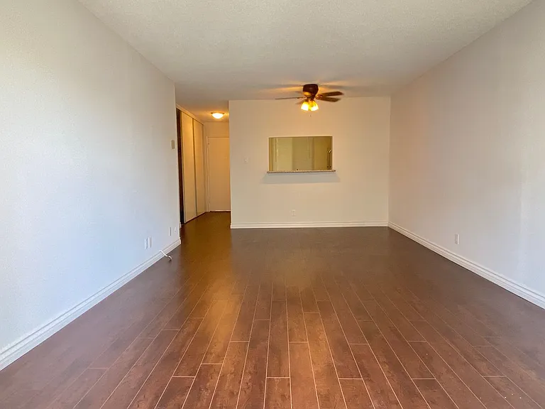 130 S. Flores St. — Photo 7