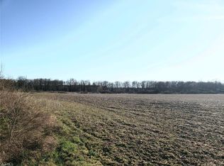 9382 Slagle Rd, Garrettsville, OH 44231