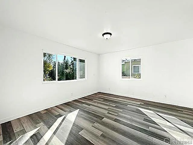 2040 Earl St — Photo 13