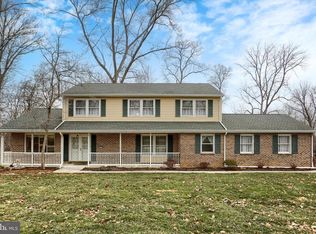 165 Hickory Rd, Carlisle, PA 17015