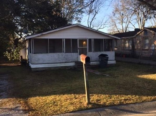 57 10th Ave
