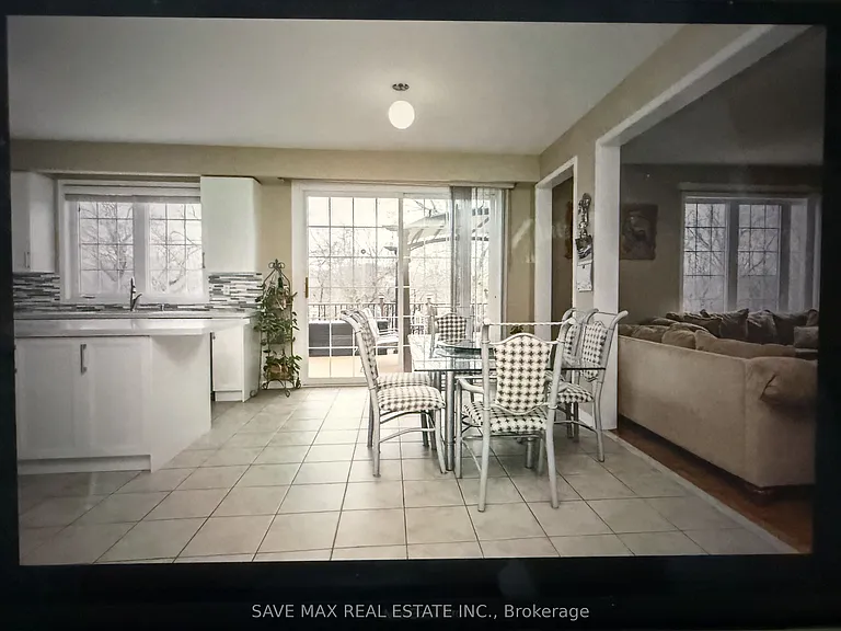 184 Treeline Blvd — Photo 4