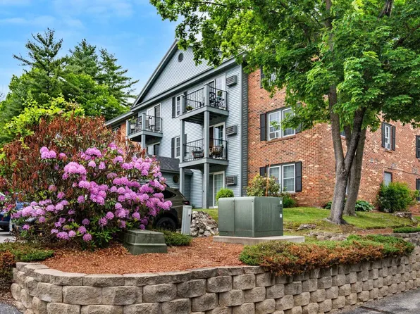 7 Northbrook Drive #706, Manchester, NH 03102