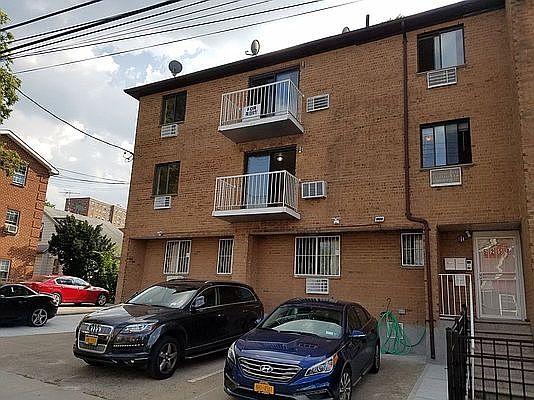 1st image of 6258 102nd St APT 3