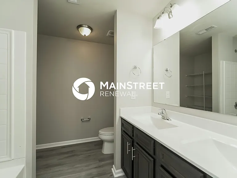 Main Bathroom