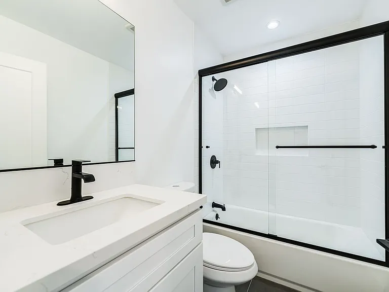 7020 Schroll — Photo 11