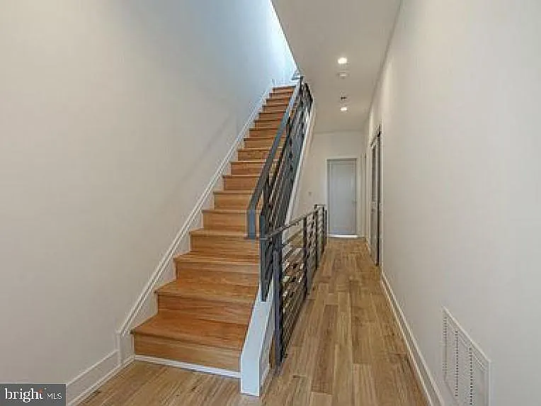1544 S 20th St #B — Photo 23