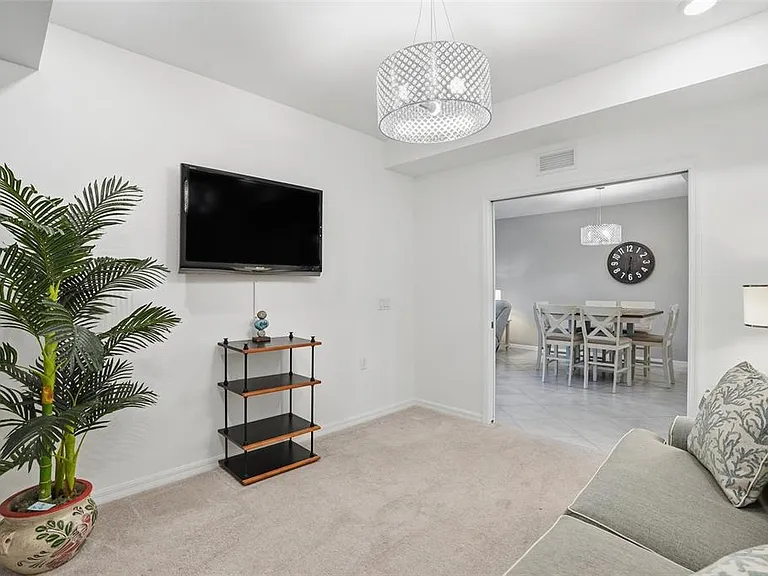 14204 Heritage Landing Blvd #712 — Photo 19
