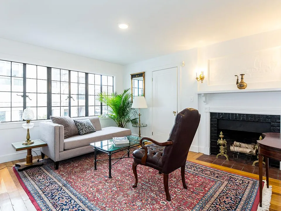 3 Everett St #2