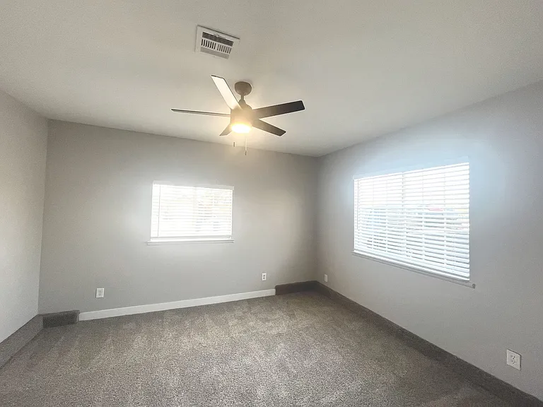 3801 Valley Forge Ave — Photo 14