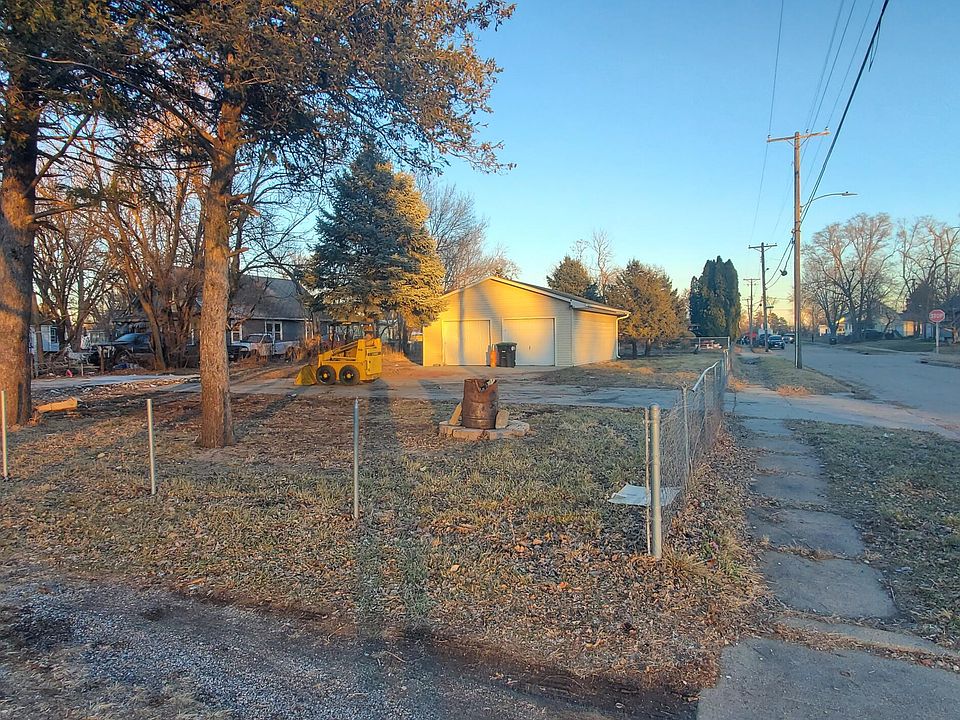 1st image of 4704 N 14th Ave