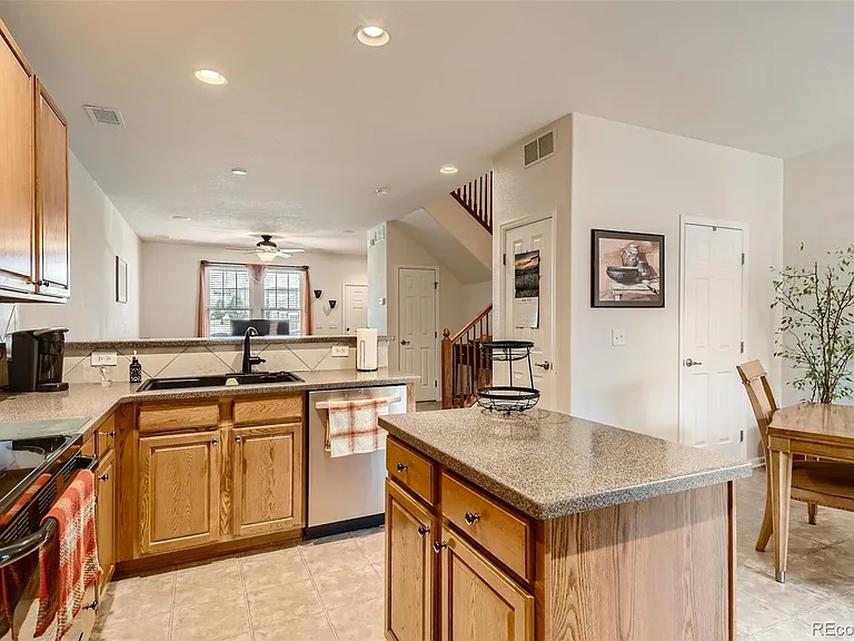13616 Garfield St #D — Photo 4