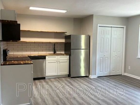 2nd image of 123 Ingersoll Ave APT 10