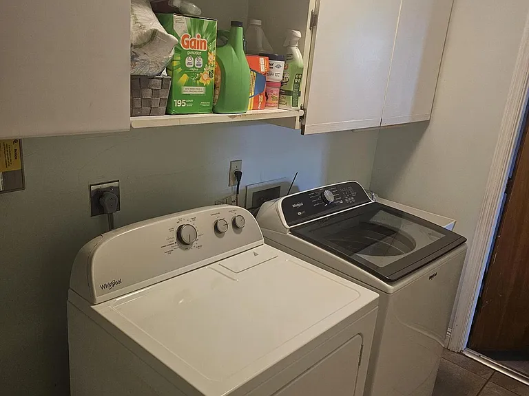 301 SW Violet Ave — Photo 15