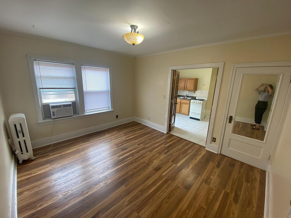 1st image of 1716 Grand Ave #8