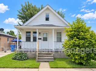 8030 Chalmers Ave, Warren, MI 48089