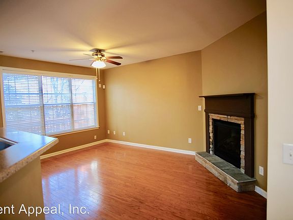 4th image of 4691 Creekside Villas Way