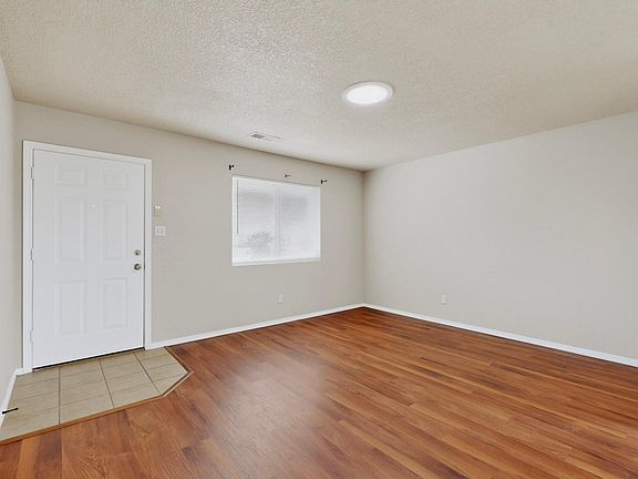 3rd image of 2364 Cortina Loop SE