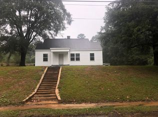 442 Myrtle St E, Philadelphia, MS 39350