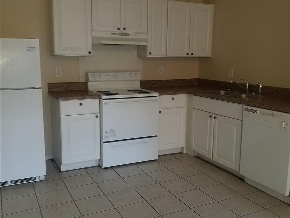 2nd image of 6839 Tiki Ln APT 1