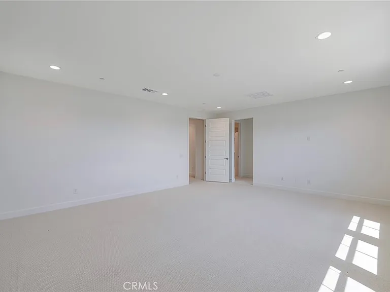 21204 Currant Ct — Photo 55