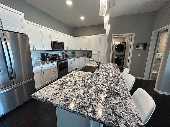 5th image of 333 W Depot Ave #418
