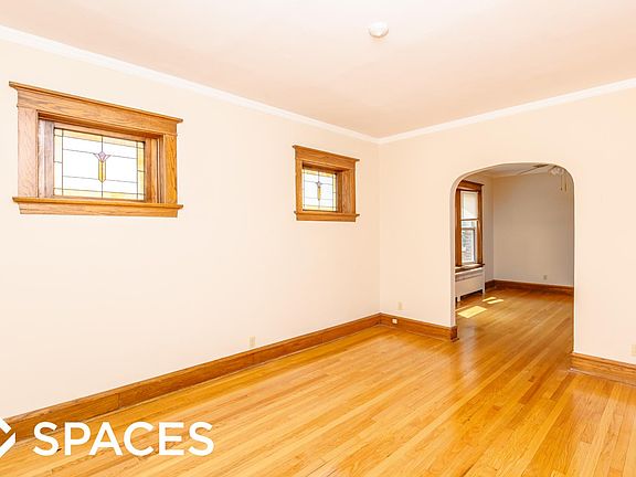 3rd image of 3936 N Marshfield Ave #3SRE