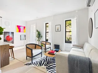 40 Stuyvesant Street 2 image 1 of 17