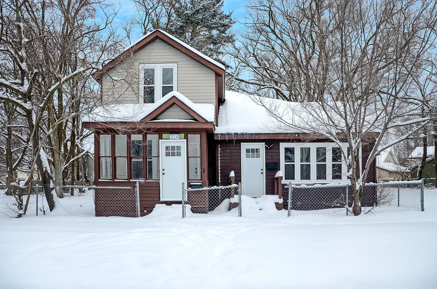 314 Washington Ave #4 photo 1