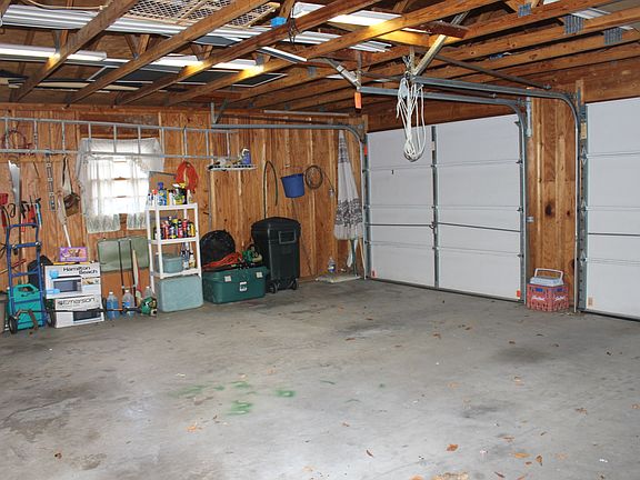 5th image of 209 Alfred Ave NE