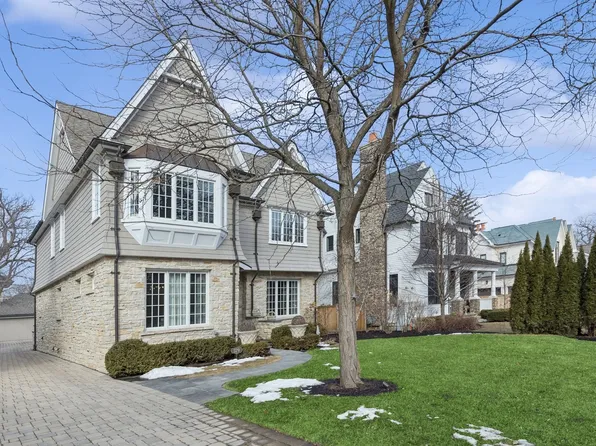 529 Elder Ln, Winnetka, IL 60093