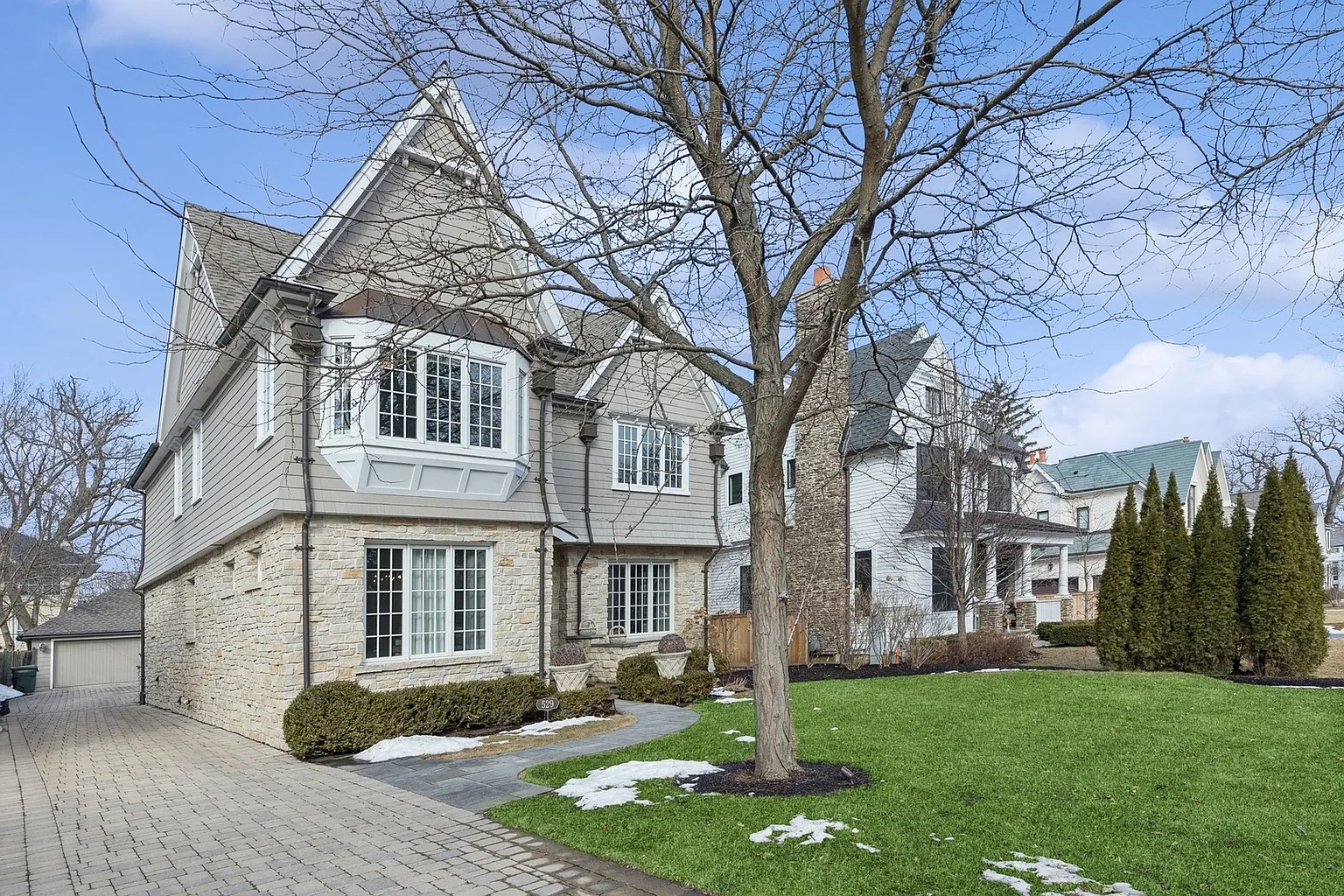 529 Elder Ln photo 1