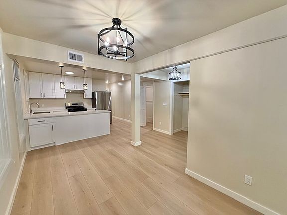 2nd image of 1644 Washington St APT 15