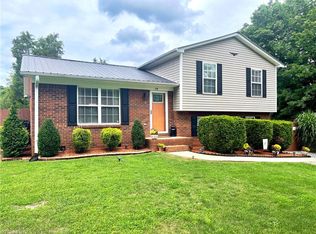 118 Glendale Rd, Lexington, NC 27292