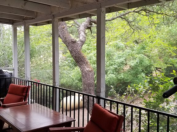 Screened patio