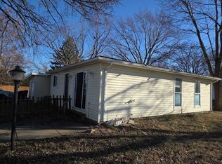 40 Orchard Hills Dr, Saint Peters, MO 63376