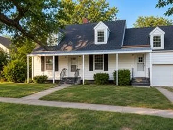 1218 Broadway St, Larned, KS 67550