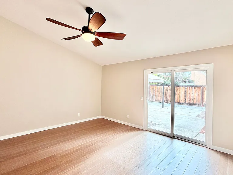 22678 Cervera Rd — Photo 27