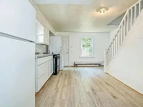 210 1st Ave, Aliquippa, PA 15001
